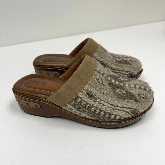 Born Bandy Birch Blanket Clogs Southwestern Textured Woven Tapestry Boho - W7/38 - Picture 1 of 12